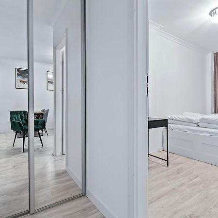Rentplanet - Apartament Muranow Варшава Экстерьер фото