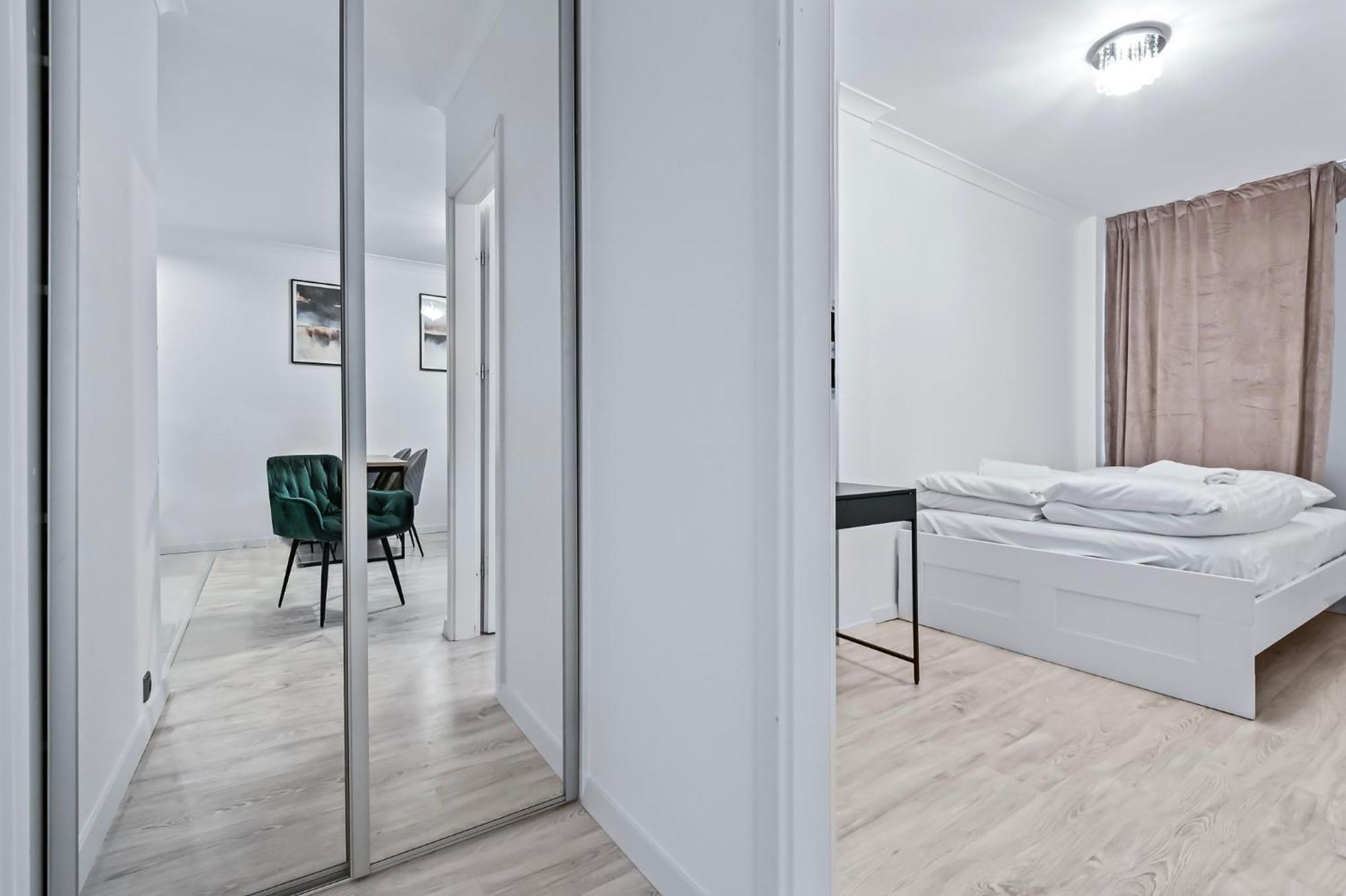 Rentplanet - Apartament Muranow Варшава Экстерьер фото