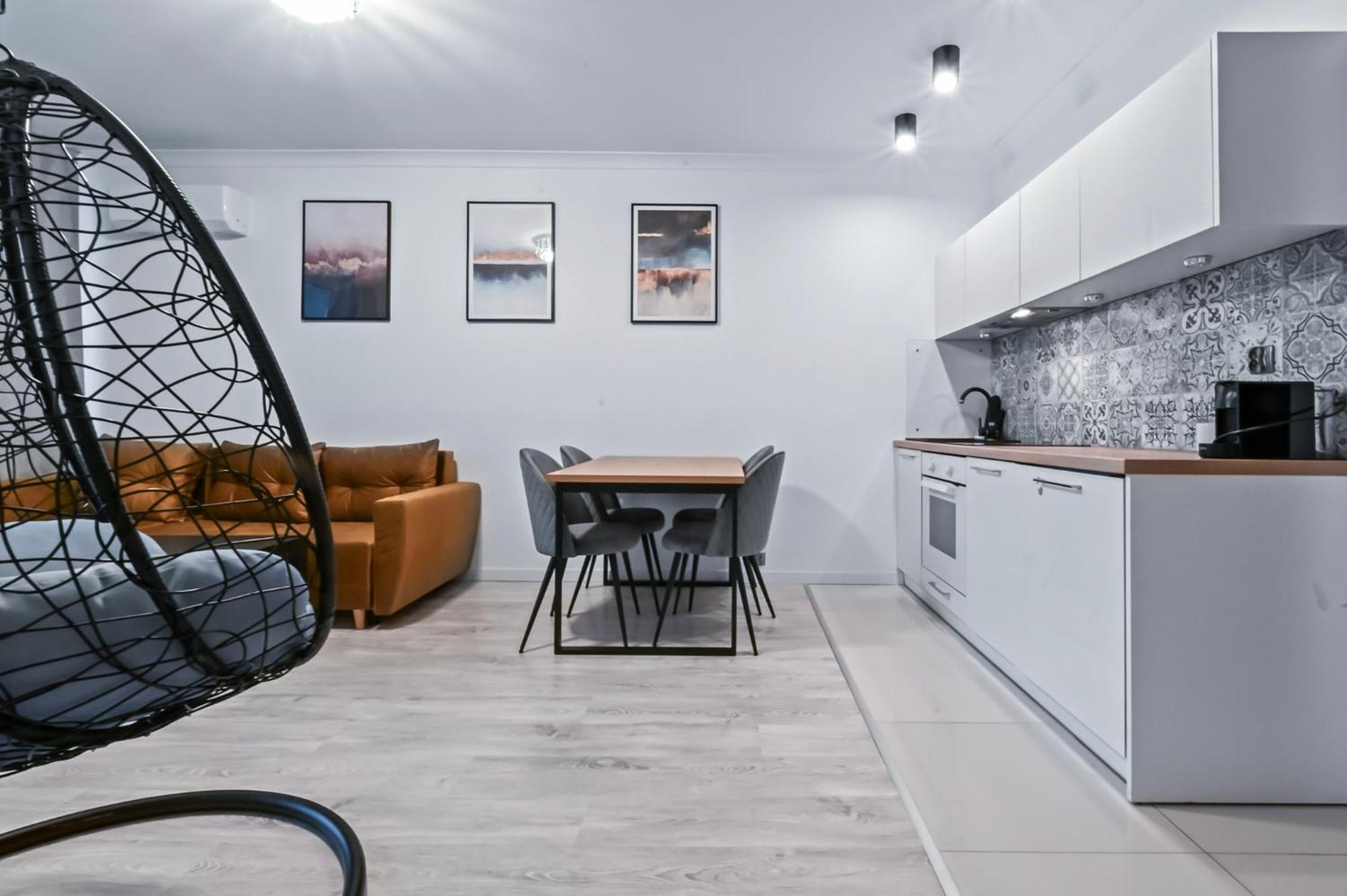 Rentplanet - Apartament Muranow Варшава Экстерьер фото